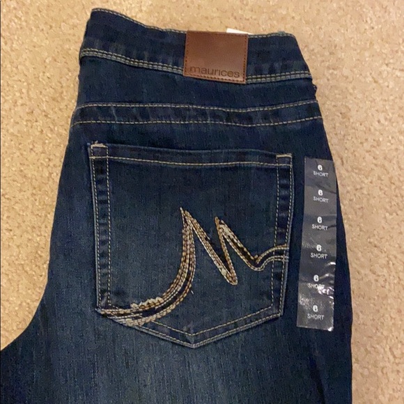 Size 6 Short length jeans - Picture 3 of 3